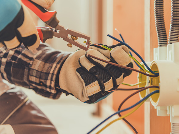 electrician Brasov - instalator sanitar Brasov 2